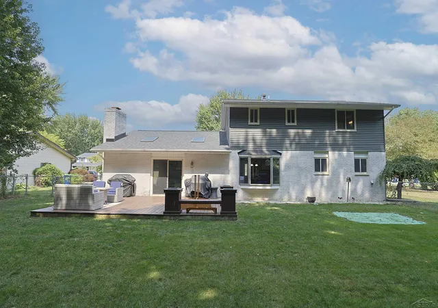Photo 4 of Sale Pending at 7617 S Laurie Ln, Saginaw, MI 48609 | MLS# 50219349 | Listing updated on 2026-08-25