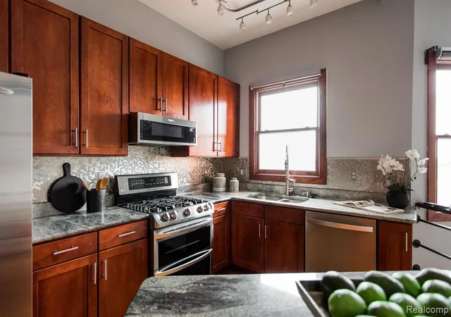 Homes for sale in Detroit, MI | 1395 Antietam Ave #49, Detroit, MI 48207 | MLS# 60959271