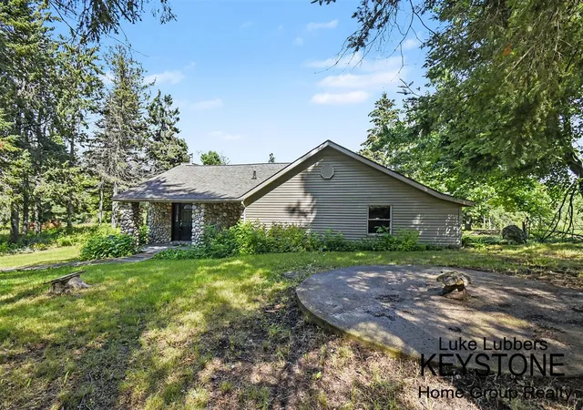 Homes for sale in Atlanta, MI | 6079 M-32, Atlanta, MI 49709 | MLS# 70543056