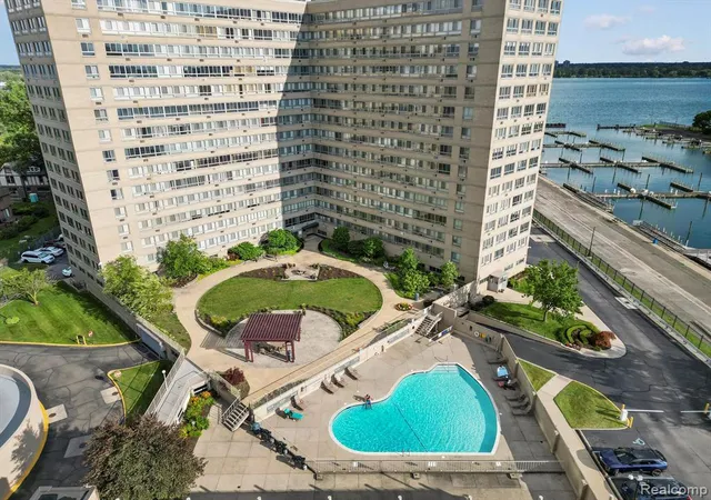 3rd image of 8900 E Jefferson Ave #1110, Detroit, MI 48214 4180 | MLS# 60973210