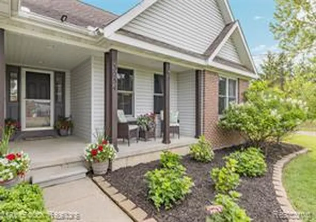 Homes for sale in Metamora, MI | 3054 Emery Ln, Metamora, MI 48455 | MLS# 61008942