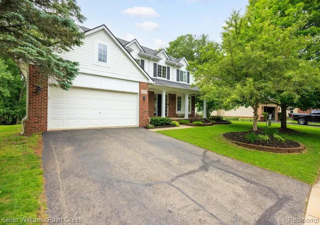 2nd image of 3049 Richmond Dr, Clarkston, MI 48348 | MLS# 61005460