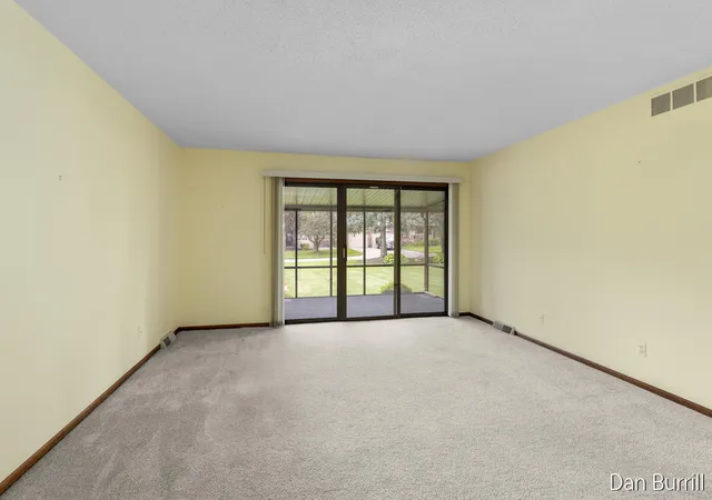 Homes for sale in Byron Center, MI | 8511 Elkwood Dr, Byron Center, MI 49315 | MLS# 70544816