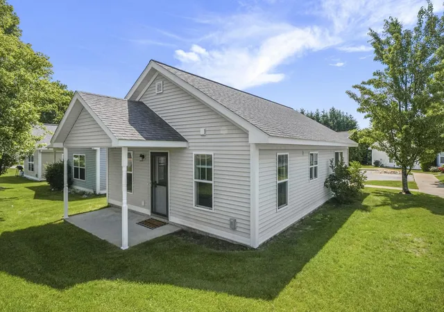 Homes for sale in Traverse City, MI | 1066 Weathervane Pl, Traverse City, MI 49696 | MLS# 80070838