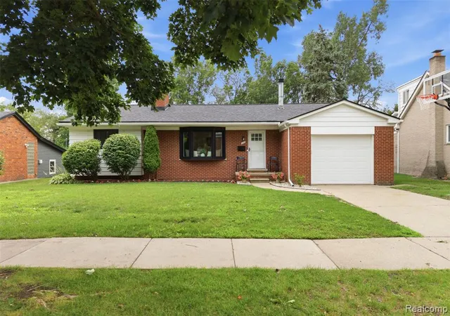 Homes for sale in Plymouth, MI | 595 Byron St, Plymouth, MI 48170 | MLS# 61008917