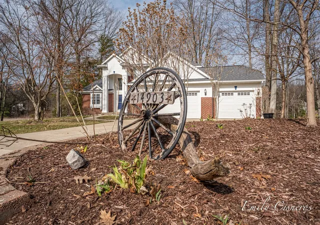 2nd image of 14903 Hawthorne St, Grand Haven, MI 49417 | MLS# 70521805