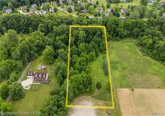 1st image of 22150 Donnas Dr St, South Lyon, MI 48178 | MLS# 61003832
