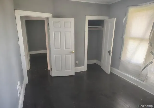 2nd image of 2517 Taylor St, Detroit, MI 48206 2089 | MLS# 61007067