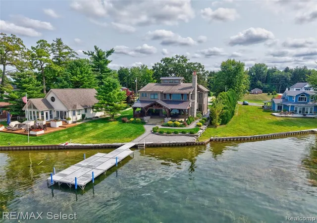 2nd image of 13500 Enid Blvd, Fenton, MI 48430 1153 | MLS# 61023141