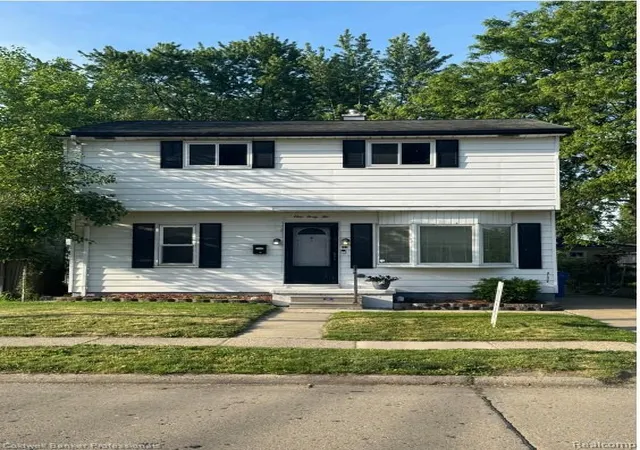 Homes for sale in Madison Heights, MI | 142 E Dallas Ave, Madison Heights, MI 48071 | MLS# 61003719