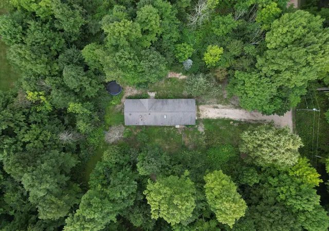 3rd image of 2783 Lake Ann Rd, Interlochen, MI 49643 | MLS# 80072259