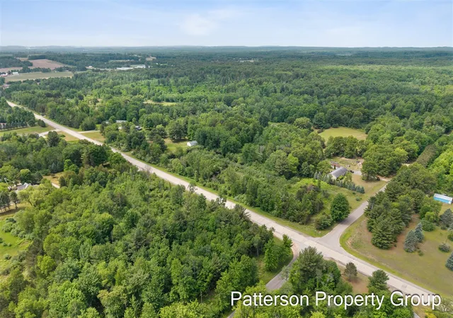 Photo 1 of Sale Pending at 7093 N Oceana Dr, Hart, MI 49420 | MLS# 70540465 | Listing updated on 2026-09-05