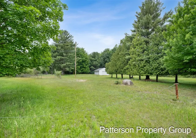 Photo 5 of Sale Pending at 7093 N Oceana Dr, Hart, MI 49420 | MLS# 70540465 | Listing updated on 2026-09-05