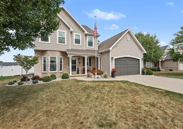 Photo 3 of Sale Pending at 4191 S Paul Cir, Bay City, MI 48706 | MLS# 50219987 | Listing updated on 2026-09-14