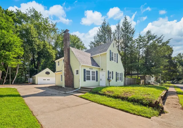 Photo 1 of Single family home for sale at 623 Vann St, Niles, MI 49120 | MLS# 70554946 | Listing updated on 2026-09-10