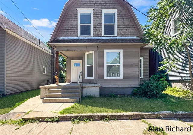 Photo 1 of Single family home for sale at 21 Gold Ave, Grand Rapids, MI 49504 | MLS# 70540929 | Listing updated on 2026-07-20
