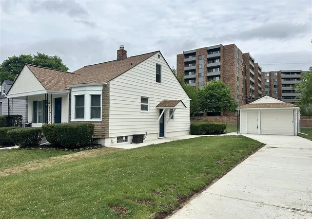 Photo 5 of Single Family Residence at 2360 Harvard Rd, Berkley, MI 48072 | MLS# 70534208 | | Sold on 2026-07-08