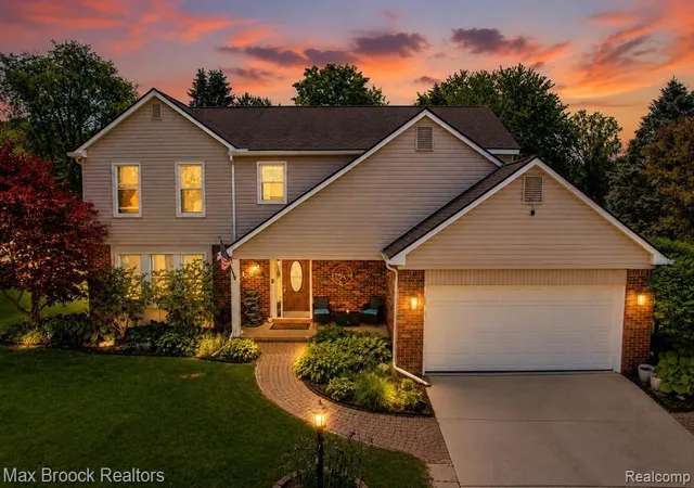 Homes for sale in Commerce Township, MI | 8952 Cynthia Ct, Commerce Township, MI 48382 | MLS# 61002568
