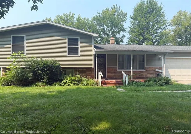 Homes for sale in Flint, MI | 6073 Ballard Dr, Flint, MI 48505 | MLS# 60977581
