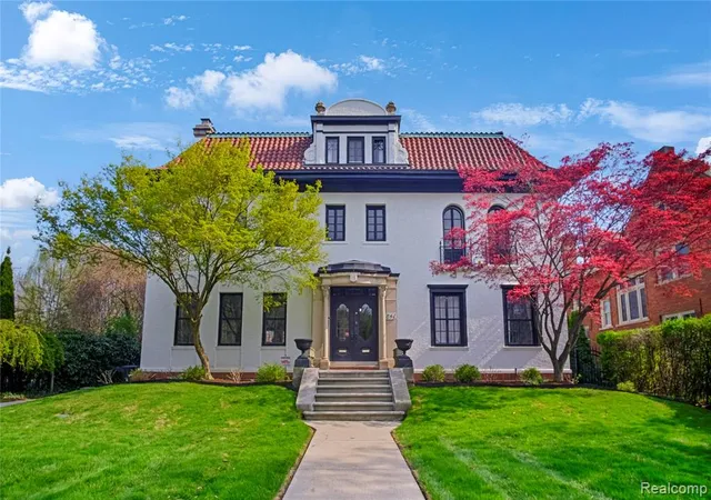 50th image of 841 W Boston Blvd, Detroit, MI 48202 | MLS# 60988854