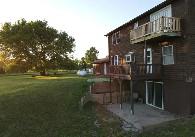 Photo 4 of Sale Pending at 888 S Eifert Rd, Mason, MI 48854 | MLS# 70539265 | Listing updated on 2026-06-24