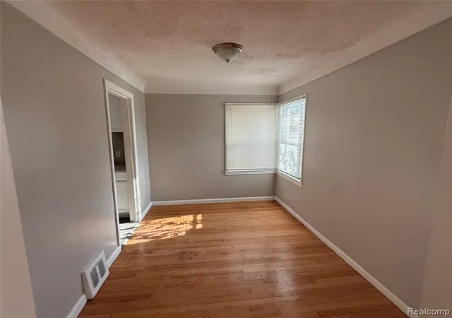 5th image of 17650 Beland St, Detroit, MI 48234 3835 | MLS# 60937605