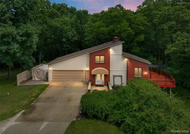 Homes for sale in Ortonville, MI | 3378 Jossman Hls, Ortonville, MI 48462 | MLS# 61003393