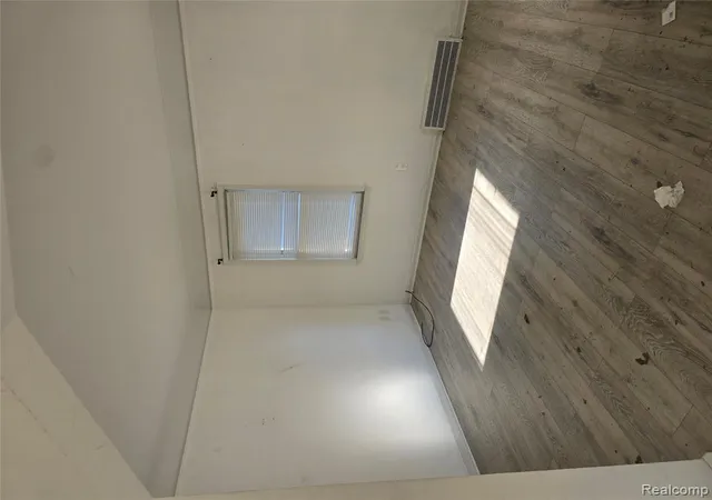 3rd image of 8245 Brace St, Detroit, MI 48228 | MLS# 60992043