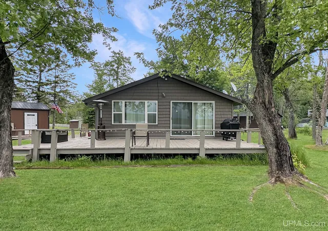 Homes for sale in Crystal Falls, MI | 217 E Lake Emily Rd, Crystal Falls, MI 49920 | MLS# 50207003