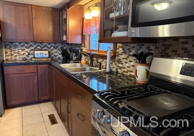 Homes for sale in Crystal Falls, MI | 217 E Lake Emily Rd, Crystal Falls, MI 49920 | MLS# 50207003