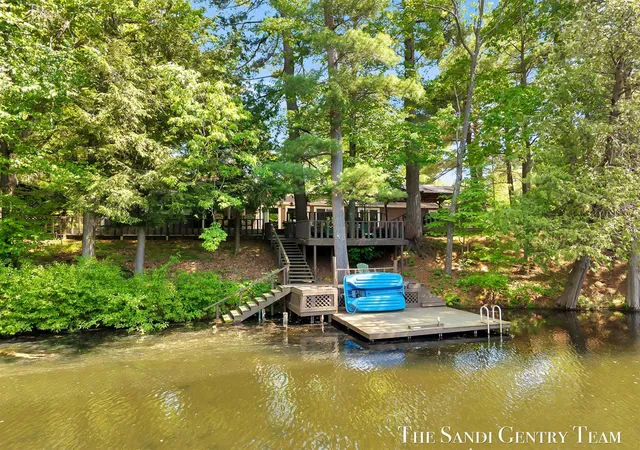 Homes for sale in Montague, MI | 602 Fruitvale Rd, Montague, MI 49437 | MLS# 70536404
