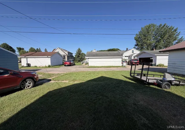 Photo 4 of Single family home for sale at 307 Iron St, Norway, MI 49870 | MLS# 50214998 | Listing updated on 2026-09-01