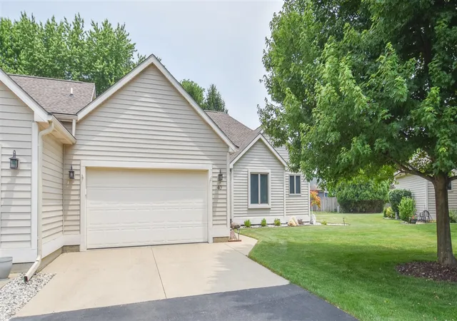 Homes for sale in Coldwater, MI | 40 Oakdale Ln, Coldwater, MI 49036 | MLS# 70537927