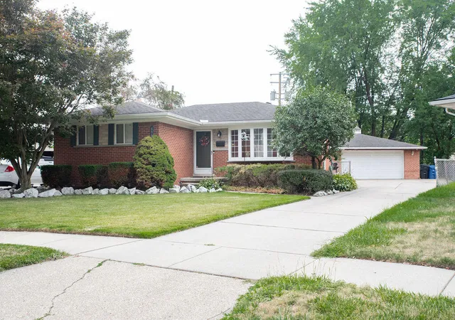 Photo 1 of Single family home for sale at 8905 Seminole, Redford, MI 48239 | MLS# 70553192 | Listing updated on 2026-08-25
