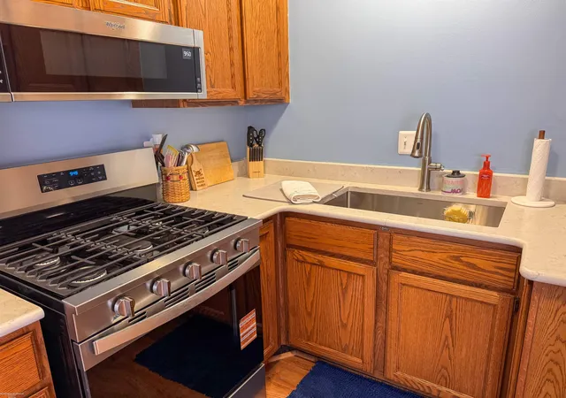 Homes for sale in Center Line, MI | 8751 Sterling St, Center Line, MI 48015 | MLS# 50208074
