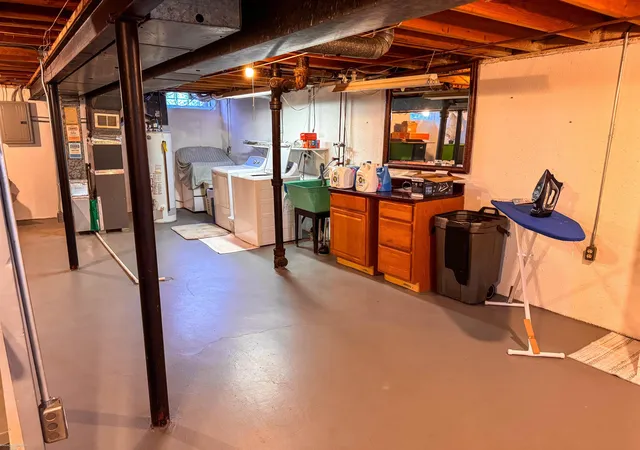 Listing Photo 2 - Condo for sale in building located at 8751 Sterling St, Center Line, MI 48015 - Unit #