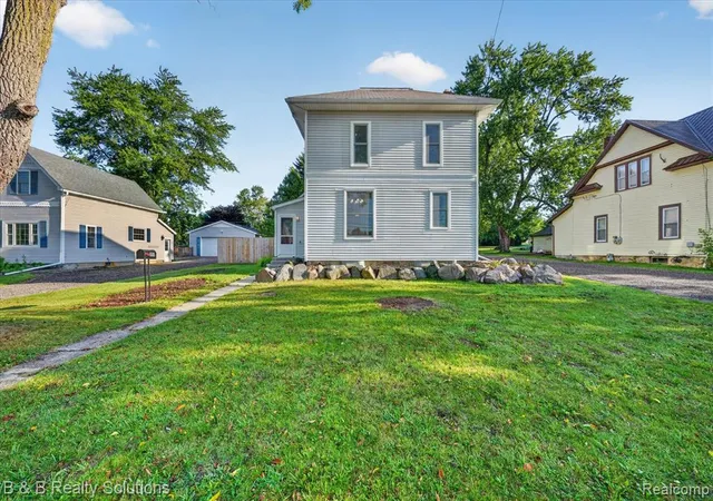 Photo 4 of Sale Pending at 303 North St, Yale, MI 48097 2957 | MLS# 61024630 | Listing updated on 2026-08-29