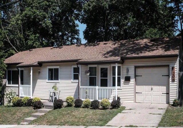 Photo 1 of Sale Pending at 1205 Fountain St, Grand Rapids, MI 49503 | MLS# 70549152 | Listing updated on 2026-08-24
