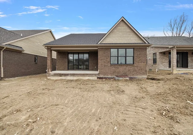 2nd image of 5871 Everton Ct, Troy, MI 48085 | MLS# 50170192