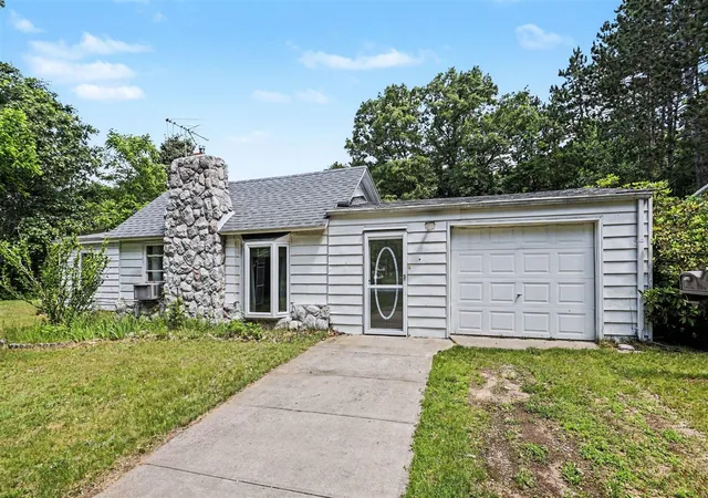 Homes for sale in Richland, MI | 5385 E C Ave, Richland, MI 49083 | MLS# 70539646