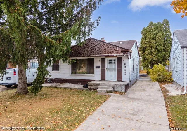 Homes for sale in Detroit, MI | 6251 Stahelin Ave, Detroit, MI 48228 | MLS# 60983814