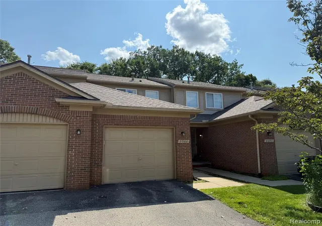 Homes for sale in LivoniaCity_Wayne, MI | 9066 Newport Wy, LivoniaCity_Wayne, MI 48150