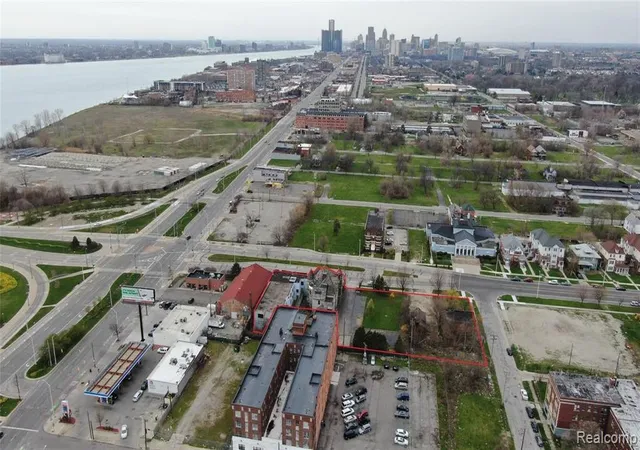 3rd image of 130 E Grand Blvd, Detroit, MI 48207 | MLS# 40061591