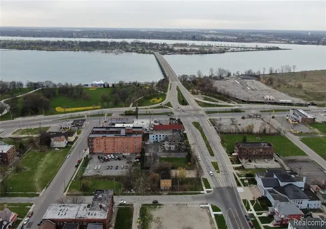 5th image of 130 E Grand Blvd, Detroit, MI 48207 | MLS# 40061591