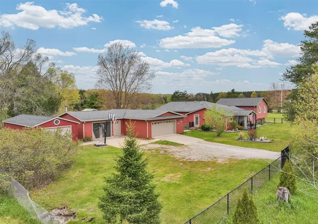 Photo 3 of Sale Pending at 7051 N 7 Mile Rd, Lake City, MI 49651 | MLS# 70541257 | Listing updated on 2026-07-27
