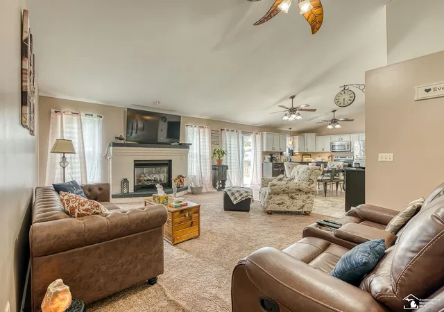 Homes for sale in Monroe, MI | 2954 5Th St, Monroe, MI 48162 | MLS# 50213084