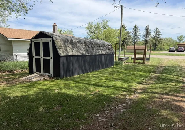 Homes for sale in Iron River, MI | 718 N Fourth St, Iron River, MI 49935 | MLS# 50209243