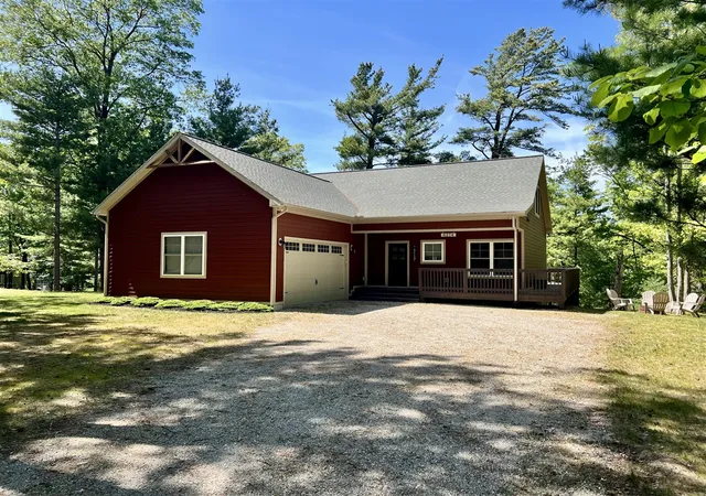 Homes for sale in Pentwater, MI | 6274 Longbridge Rd, Pentwater, MI 49449 | MLS# 70523444