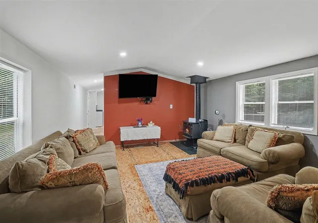 Photo 5 of Single family home for sale at 9196 N Ruth Dr, Branch, MI 49402 | MLS# 70547536 | Listing updated on 2026-08-11