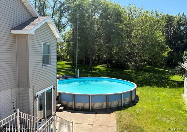 Homes for sale in Waterford, MI | 6591 Windiate Rd, Waterford, MI 48329 | MLS# 60987930